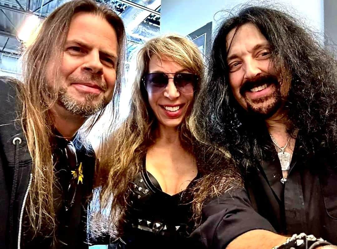 Queensrycheさんのインスタグラム写真 - (QueensrycheInstagram)「Todd with friends Roxy Petrucci and Jimi Bell Music at Summerfest in Milwaukee, Wisconsin this year🤘 #queensryche #toddlatorre #roxypetrucci #jimibell #hangingout #greatmemories #friendship #goodtimes」9月13日 23時14分 - queensrycheofficial