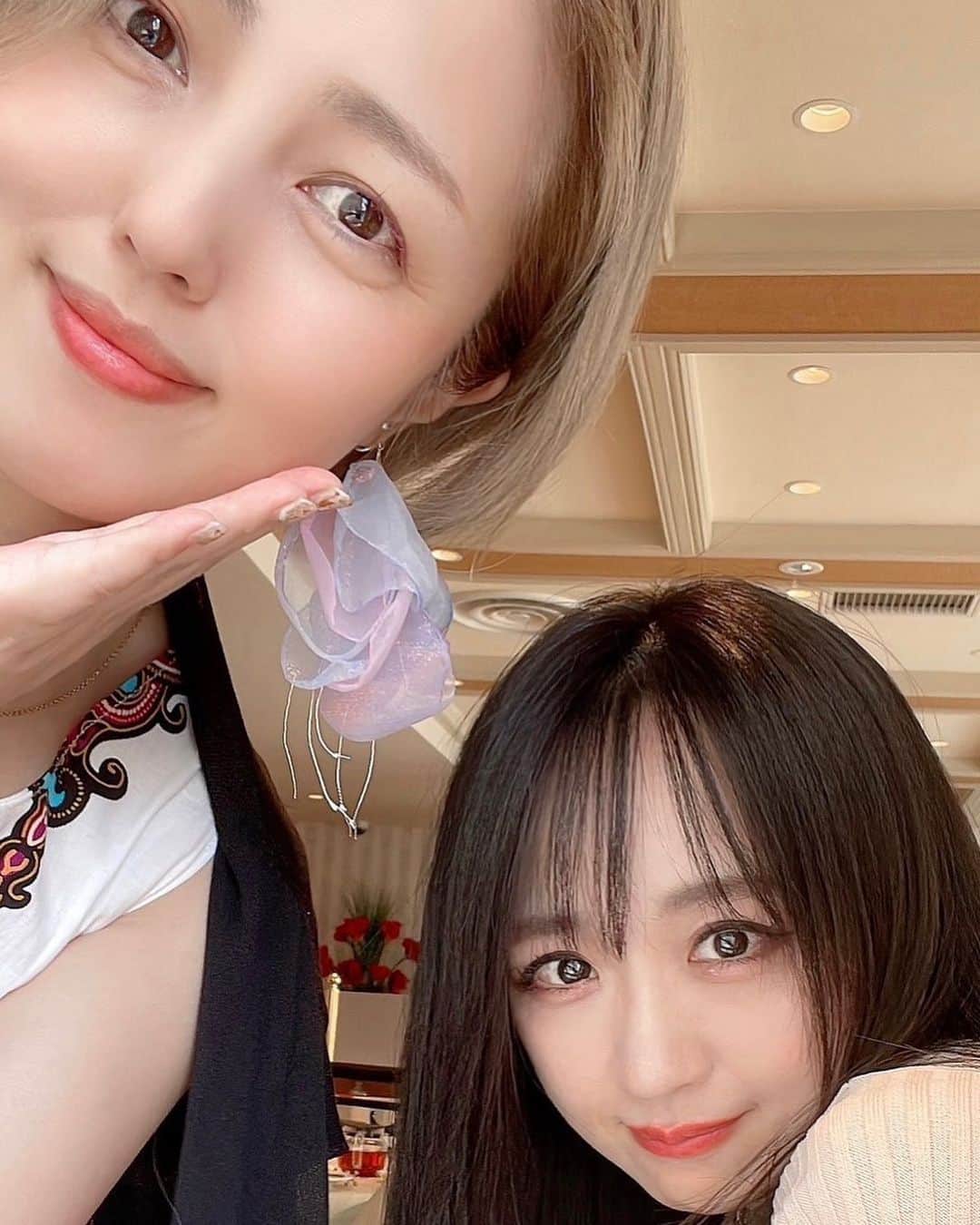 久保亜沙香のインスタグラム：「かなり久々にお会いした！ 萌恵さん˘‧̫˘𓆸」