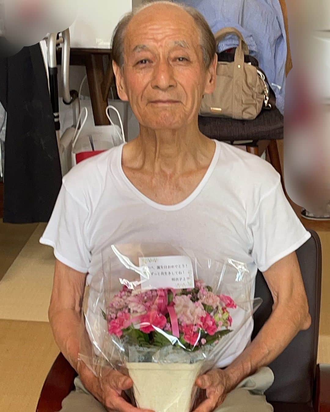 里村明衣子さんのインスタグラム写真 - (里村明衣子Instagram)「父の誕生日🎂 76歳。 2023.9.13」9月13日 23時58分 - meiko_satomura