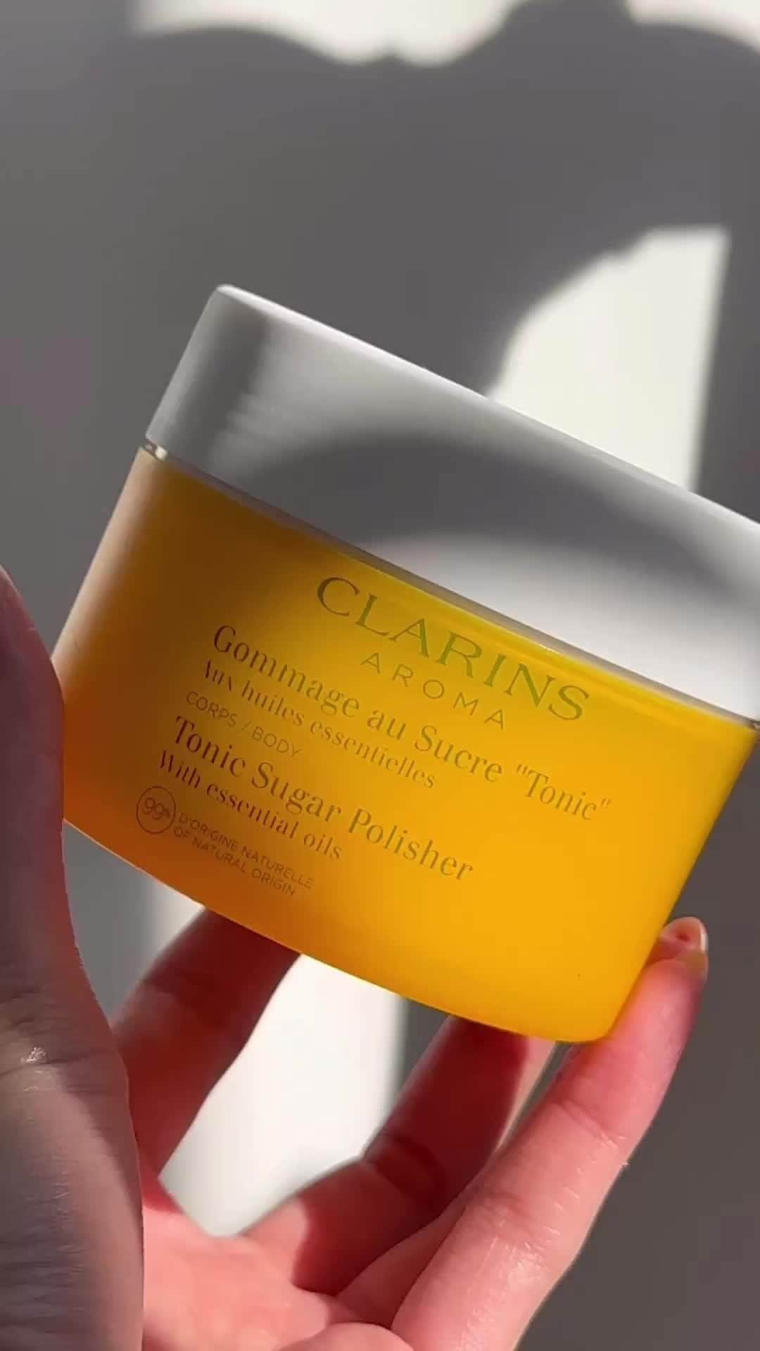 Clarins Middle Eastのインスタグラム