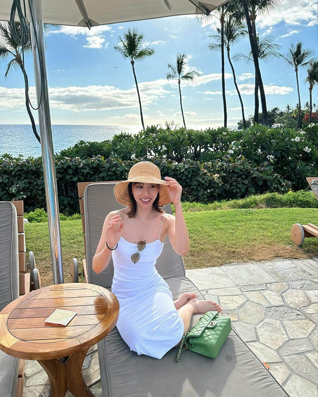 秋倉諒子さんのインスタグラム写真 - (秋倉諒子Instagram)「夏、そろそろ終わる？ 海外行きたいにゃん👒」9月14日 11時46分 - ryokoak45