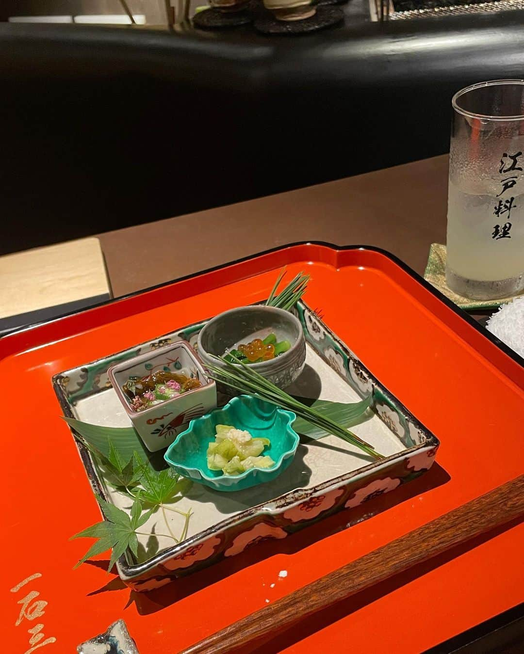 亀川萌絵子さんのインスタグラム写真 - (亀川萌絵子Instagram)「『江戸料理 一石三鳥』 江戸時代にタイムスリップできるお店👘🏮  落ち着いた雰囲気の中でいただく、江戸時代の食文化要素を取り入れたフルコースは最高でした🤤  #一石三鳥 #江戸料理」9月14日 18時00分 - moeko_kamegawa