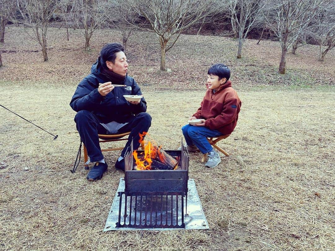 穴吹愛美さんのインスタグラム写真 - (穴吹愛美Instagram)「。 涼しくなってきたので そろそろ キャンプに いきたいなー。。  #こども#暮らし#日々#子育て#桜和」9月14日 10時22分 - mmhmm5638