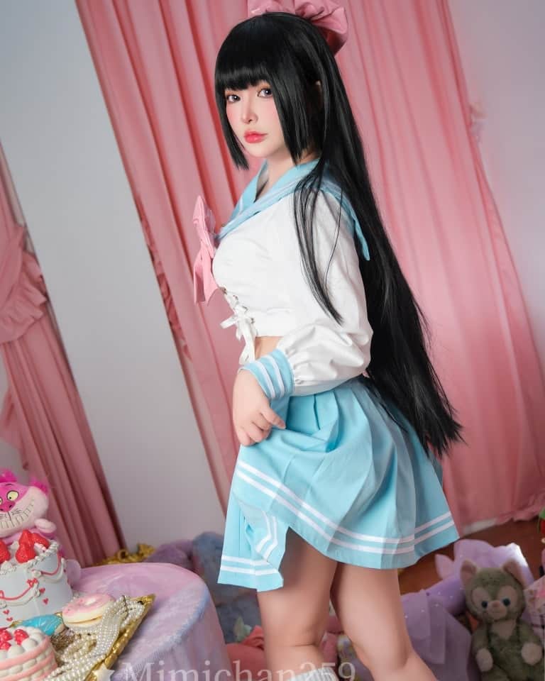 ミミちゃんのインスタグラム：「Do you like nice or naughty school girls?  Kurumi for September~ 💕💕 #NARAKABLADEPOINT #kurumicosplay」