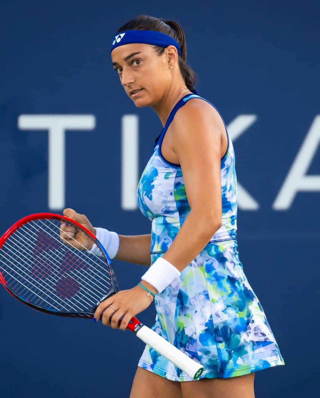 キャロライン・ガルシアのインスタグラム：「Caro is flying into the final eight ✈️  @carogarcia defeats Stephens in a three set thriller 6-3, 3-6, 6-1. She will face Danielle Collins next for a spot in the semifinals.   #SanDiegoOpen」