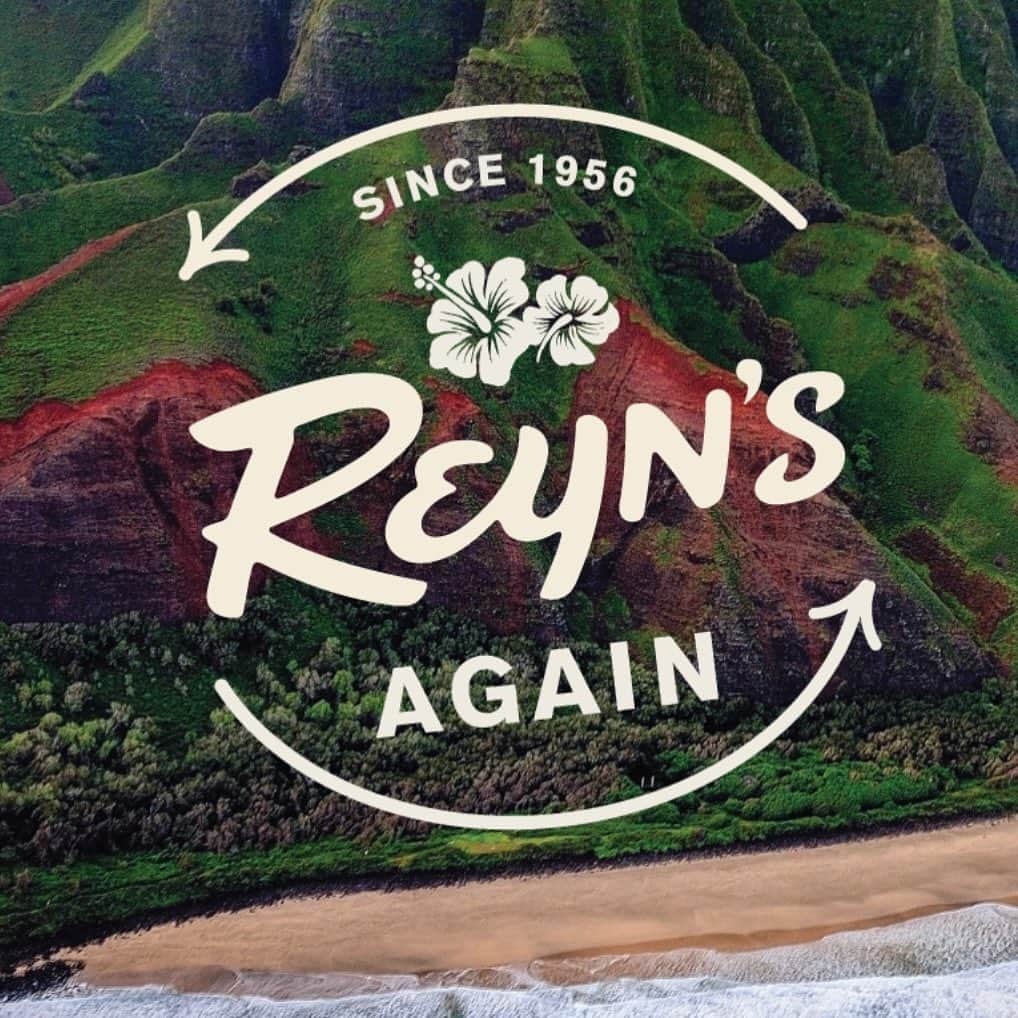 レインスプーナーのインスタグラム：「We’re excited to launch Reyn’s Again, our vintage shirt offering and trade-in program open now at our  @kamakanaalii store. Trade-in your well loved Spooners and receive store credit for the purchase of a new print or shop our curated selection of certified pre-owned shirts. Coming to other stores soon.」