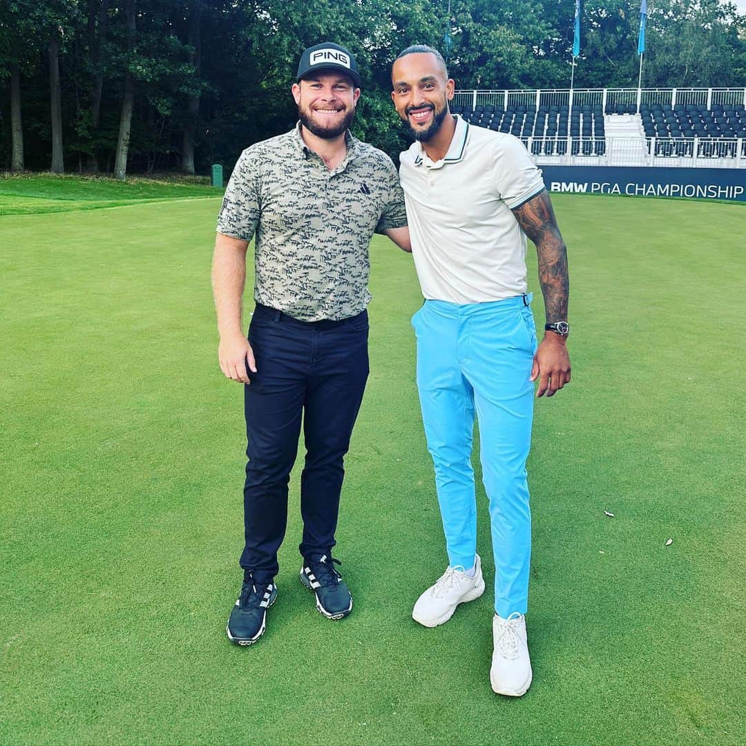 セオ・ウォルコットのインスタグラム：「Wishing you all the best this week @tyrrellhatton  Had so much fun at the @bmwpga Pro Am and thank you for all the support. #proam #wentworth」