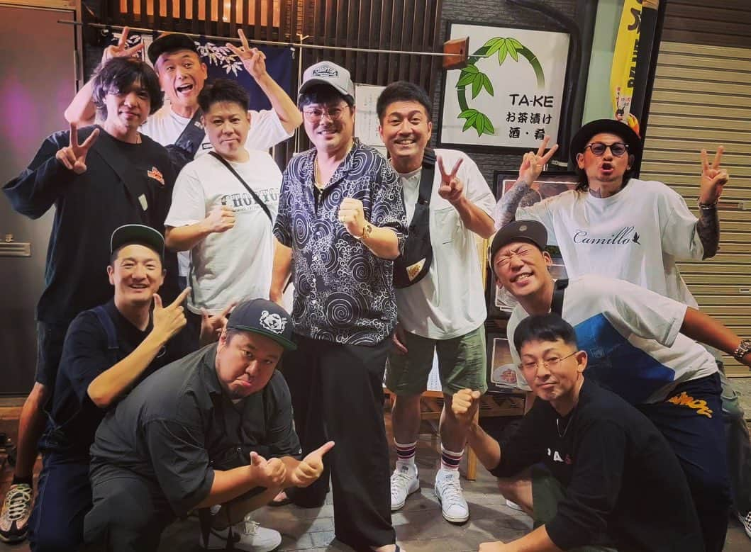 武井ドンゲバビーさんのインスタグラム写真 - (武井ドンゲバビーInstagram)「佐田兄45歳のお誕生日おめゲバビー🎉  セッカチマイライフ！  からの  サキッチョマイライフ！  からの  タケモンタ！  なんのこっちゃでしょうけど、終始くだらねえ話で  あー笑った🤣  健康と安全運転ライフ✨  #誕生日会」9月14日 11時50分 - takeidongebabee