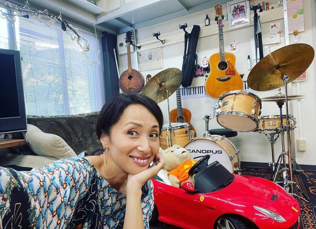 のインスタグラム：「声を探す旅🪼 この景色、大人の遊び場って感じで好き。」