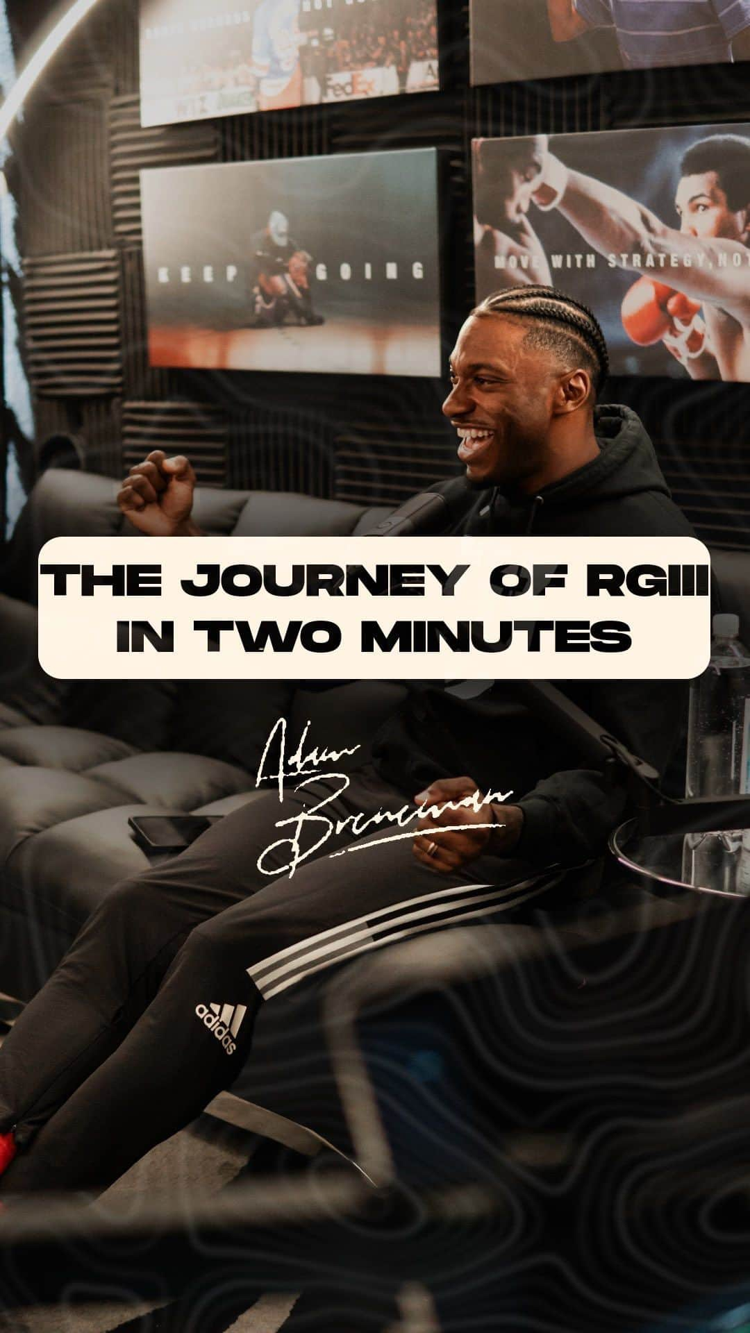 ロバート・グリフィン3世のインスタグラム：「Heisman trophy winner.  2nd overall NFL Draft pick.   2012 Rookie of the year.  Now he’s on a mission to be the best broadcaster ever.  If you love @rgiii, you’ll love this episode of @nextupwithadam .   🔗 in bio.   #cfb #collegefootball」