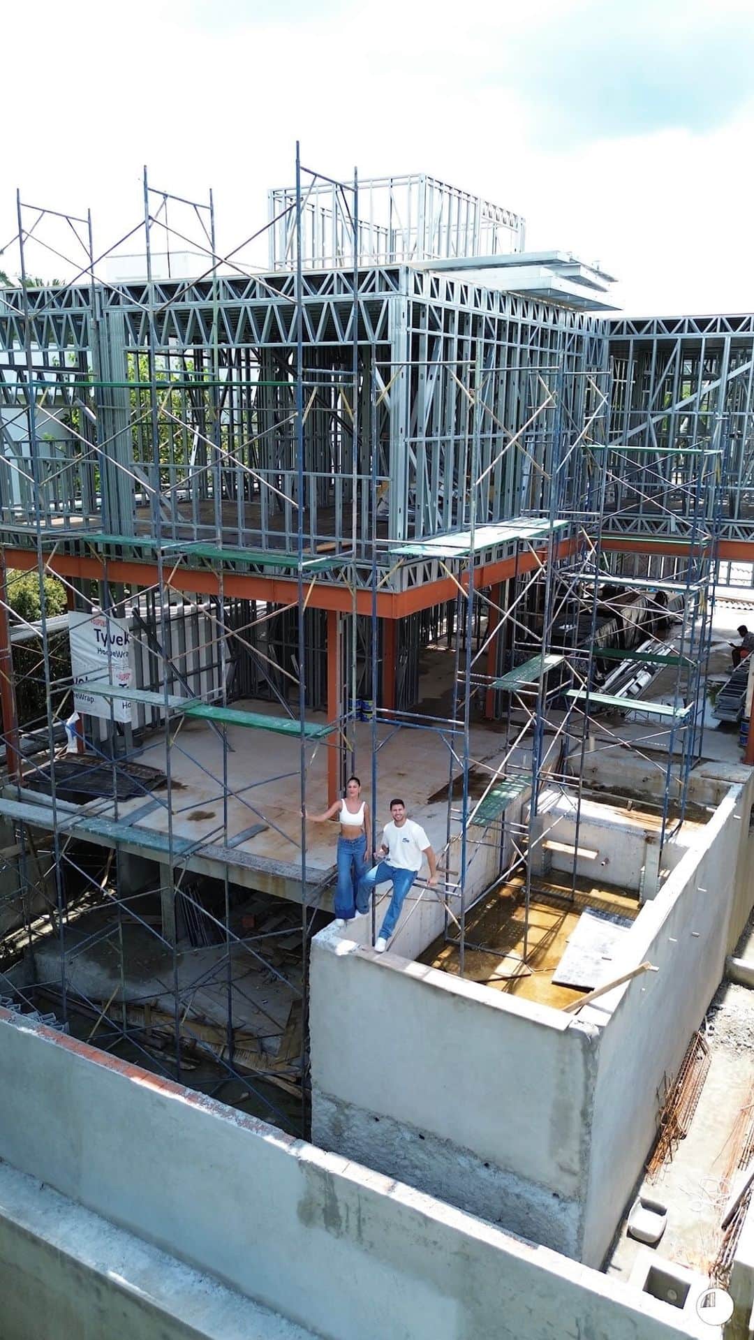 Jonas Sulzbachのインスタグラム：「5 VANTAGENS DE UMA CONSTRUÇÃO EM STEEL FRAME 🚧 @placodobrasil @isoverbrasil」
