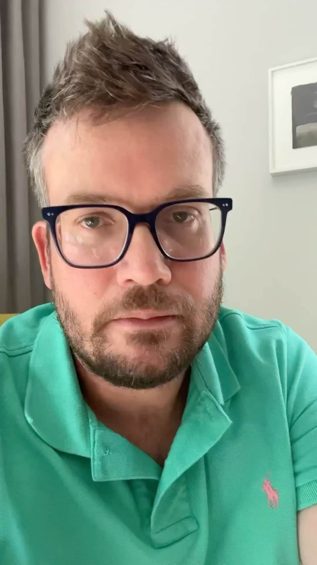 メイム・ビアリクのインスタグラム：「Don’t make John Green’s nerdfighters mad. This is unconscionable. Even $5 can be hugely important! Go to http://tbfighters.org and link below to learn more. (Both links in bio) https://docs.google.com/document/d/1PuBIg2DznB7Z_Fx0BCu7XDrxd22vgGo4fVVxOtFip9c/mobilebasic @danahercorporation @johngreenwritesbooks #PeopleOverProfits #TimeFor5 #MedicinesShouldntBeALuxury」