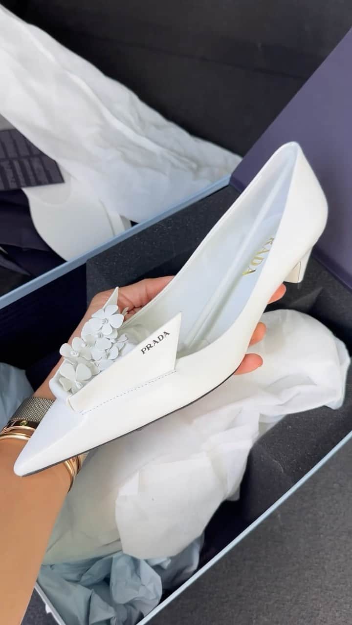 Nordstromのインスタグラム：「Regram: @evachen212 secured the shoe of the season. 🤍 Prada floral appliqué kitten heels from the Fall ‘23 runway collection. Nothing makes us happier than when our customer is happy. 🥰」