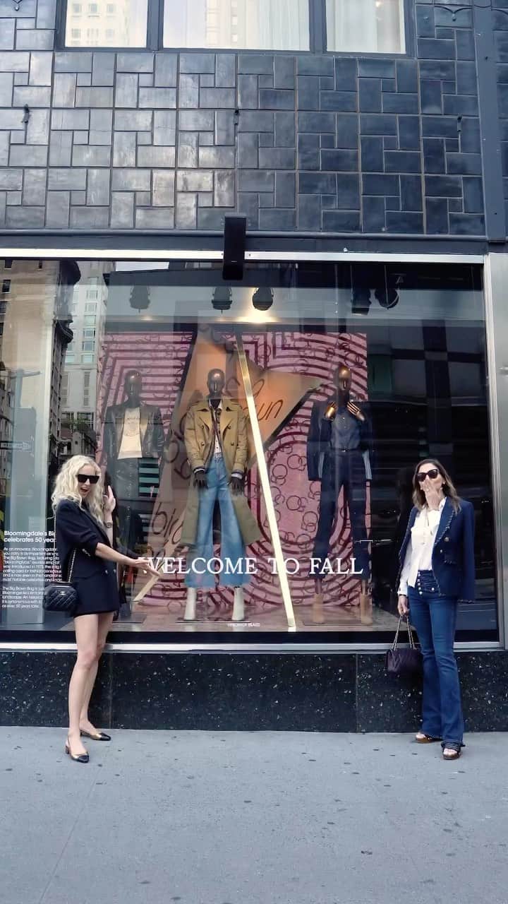 Bloomingdale'sのインスタグラム：「Have you heard the news? @veronicabeard has a pop-up at our 59th Street flagship!  Come by today through Friday from 10–2PM and discover the brand’s Fall/Winter 2023 collection while sipping on @magnoliabakery coffee ☕️📰」
