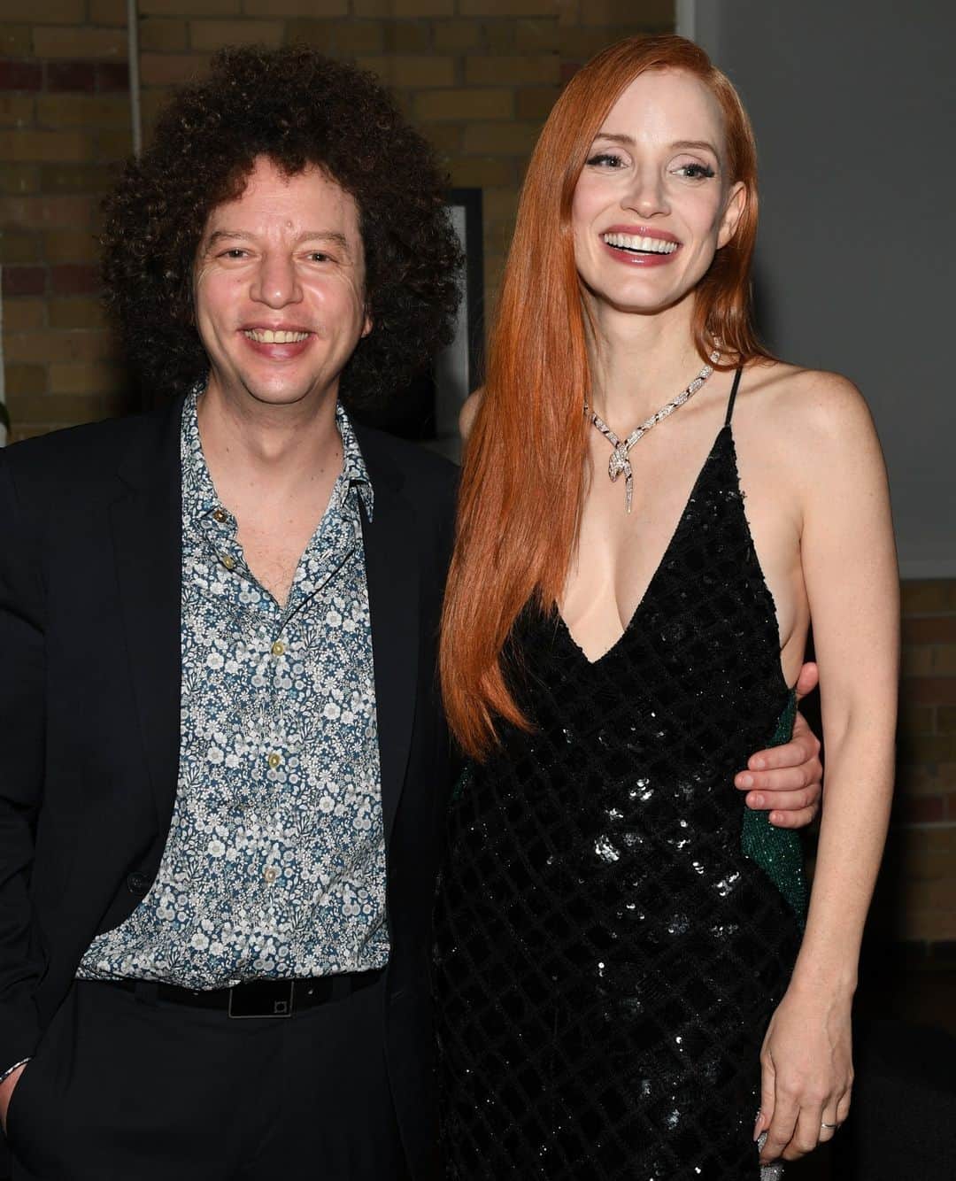 ハリウッド・リポーターのインスタグラム：「While #JessicaChastain and director Michel Franco walked carpets and conducted press conferences at the #VeniceFilmFestival, the duo were also holding a little secret close to their vests--Chastain and Franco completed shooting a feature this summer in San Francisco. 'Dreams' involves a possible forbidden romance between a woman, who works for an arts foundation, and a ballet dancer. Hit the link in bio for more details on the upcoming film.」