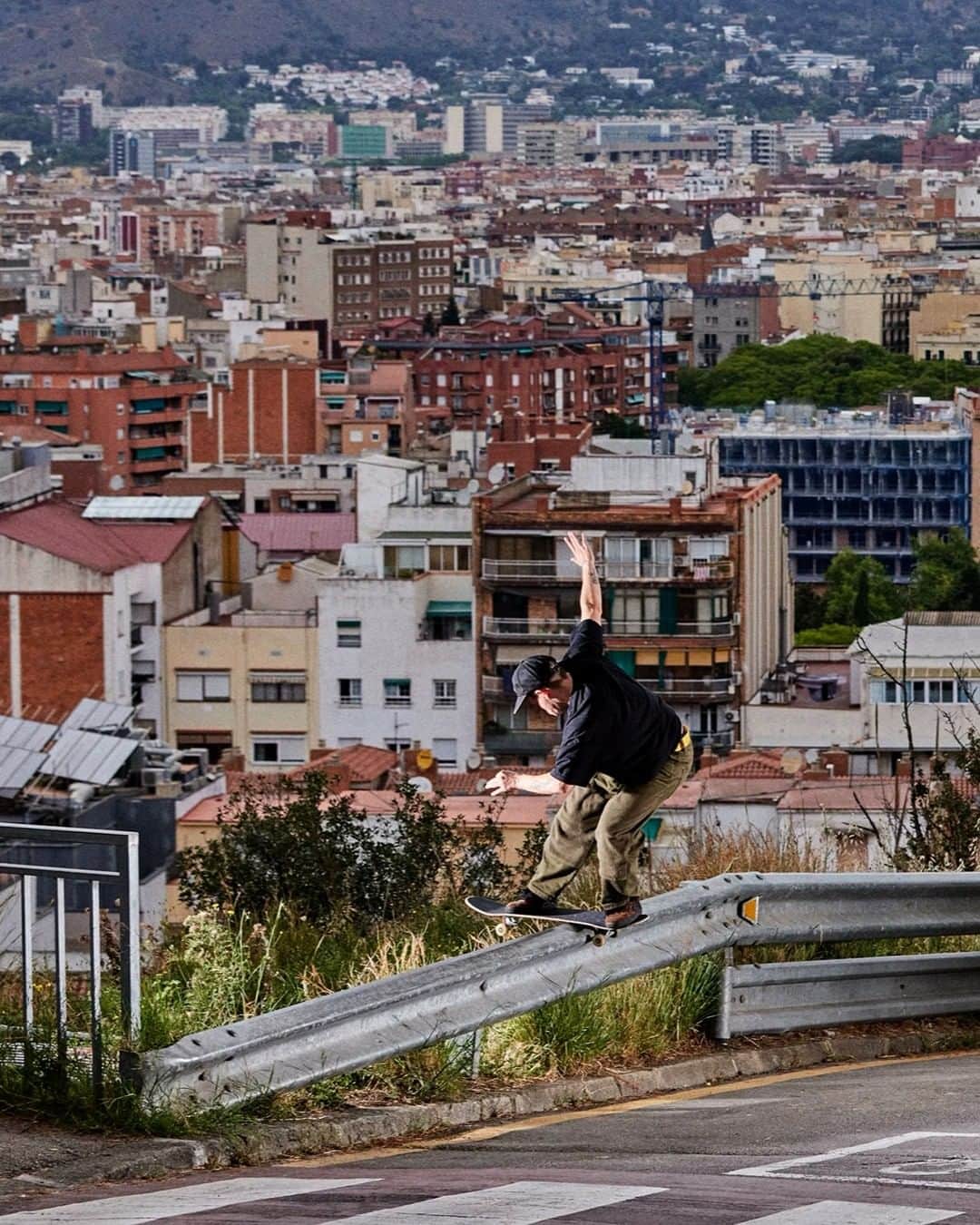 Nike Skateboardingのインスタグラム：「Focusing on his craft.  @leo_baker front board in Barcelona.  📸 @samuelmcguire」