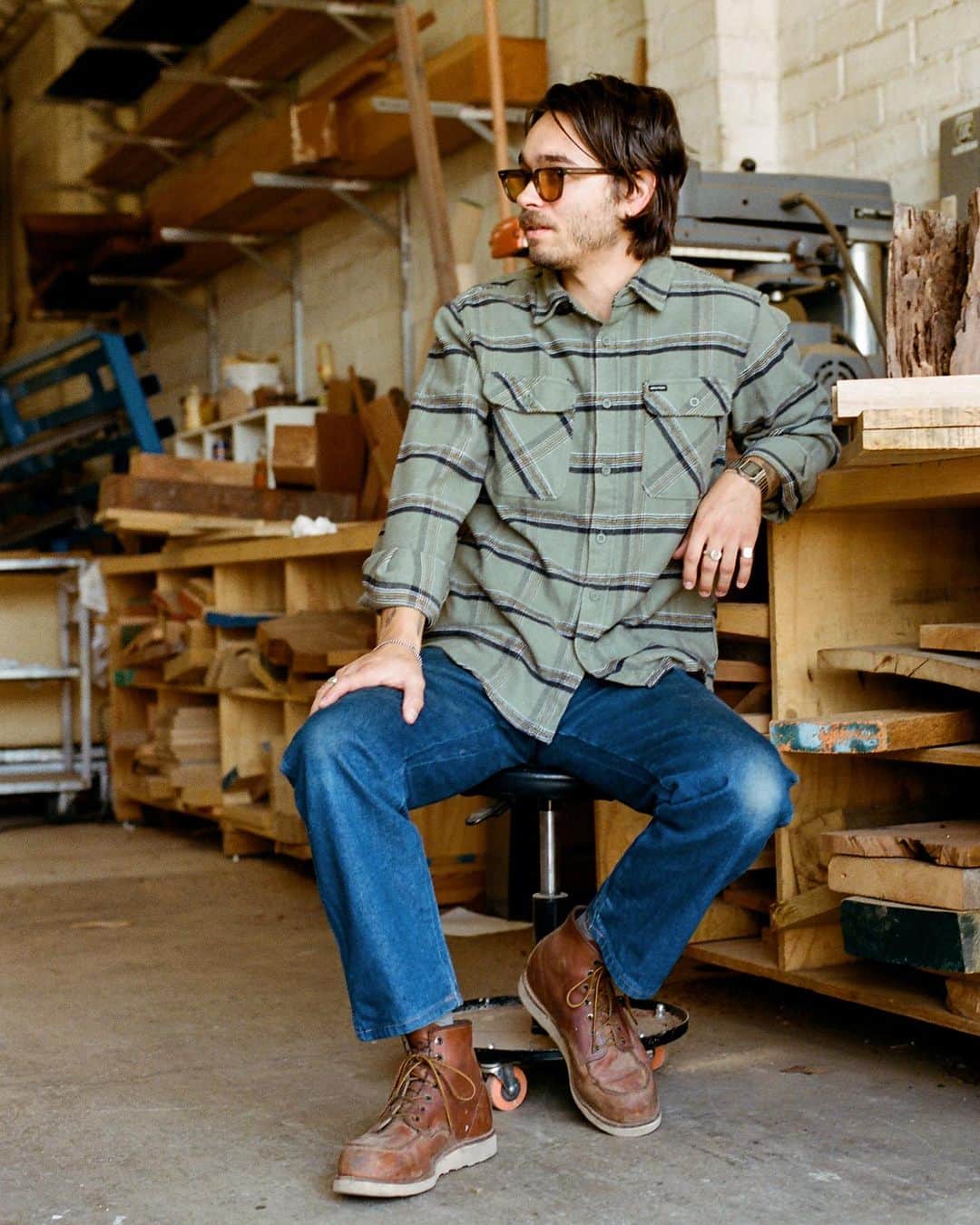 ブリクストンのインスタグラム：「Fall is here, and so are our Bowery Flannels. Available online and in stores.」