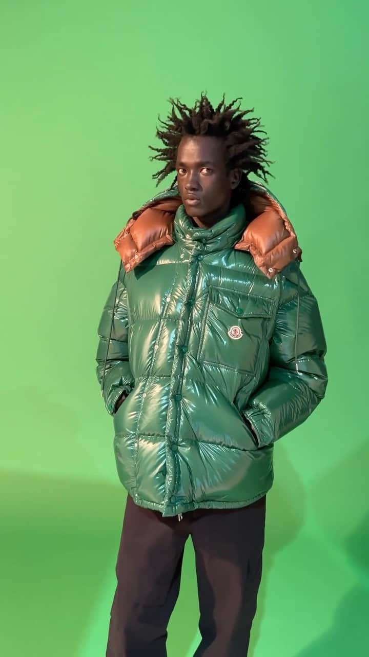 MATCHESFASHION.COMのインスタグラム：「Behind the scenes on our @moncler shoot. Which warm @moncler Re/Icons version of the Karakorum jacket do you love the most? Shop your #MonclerCollection favourites at #MATCHES now.」