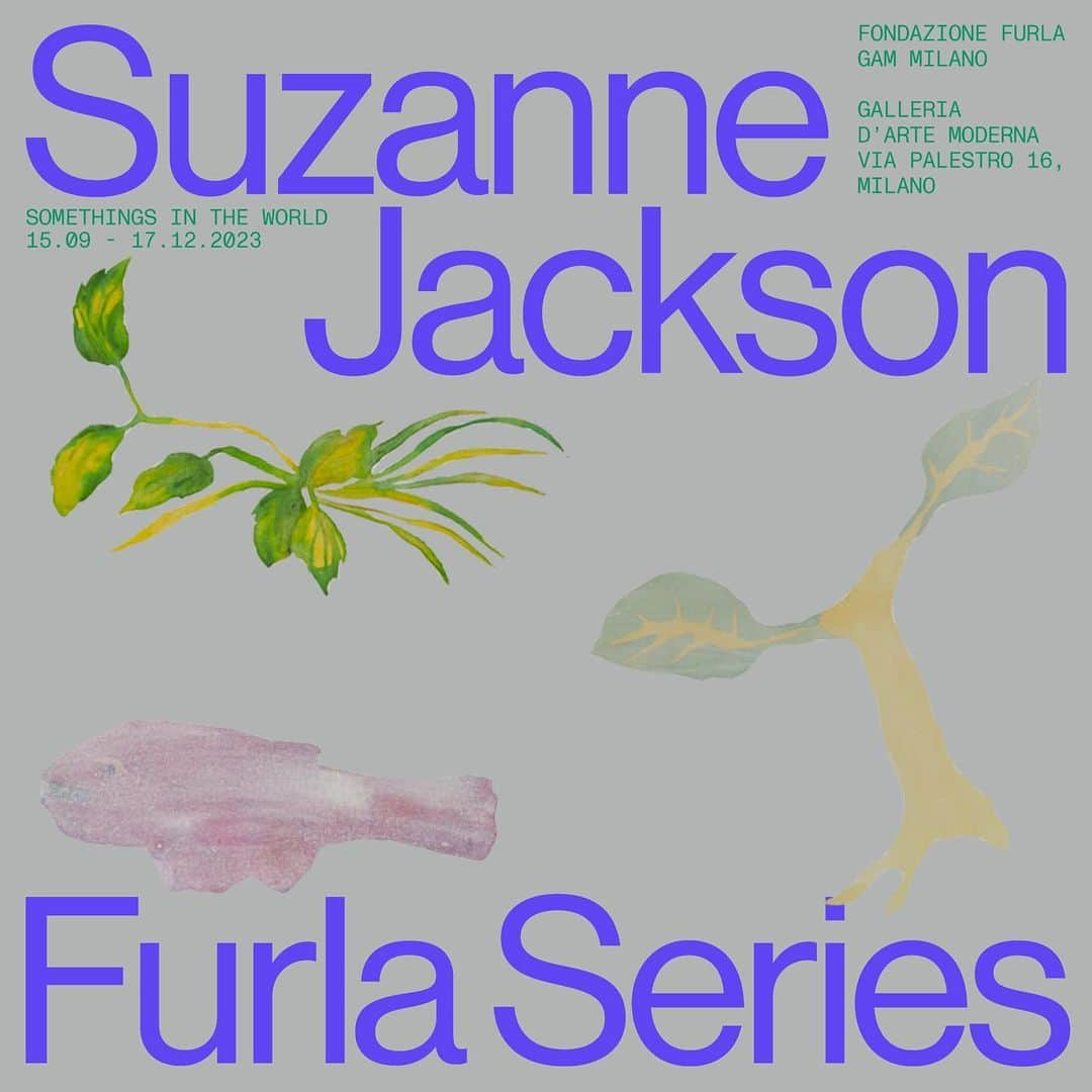 フルラのインスタグラム：「@fondazionefurla and @gam_milano presents "SUZANNE JACKSON. Somethings in the World", the fifth edition of the Furla Series program.  Suzanne Jackson is an American artist whose practice embraces a broad field of investigation exploring the potential of painting, nourished by her experiences in dance, theater, and poetry. Her initial figurative production—populated by a pictorial matrix of characters, animals, and references to nature—evolved over the years, progressively approaching abstraction, until reaching the elaboration of a very personal vocabulary in which painting takes on both a sculptural and environmental dimension.  SUZANNE JACKSON. Somethings in the World Curated by Bruna Roccasalva GAM – Galleria d’Arte Moderna, Milan September 15 – December 17, 2023  __ Image: Suzanne Jackson. Photo: Timothy Doyon, 2021 #suzannejackson #fondazionefurla #furlaseries #gammilano #milanocultura @suzannejackson7268 @brunaroccasalva @comunedimilano_cultura @ortuzarprojects @larafacco_press」