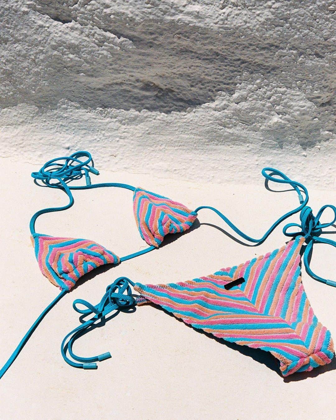 のインスタグラム：「SHERBET STRIPE 🍭 #TrianglGirls」