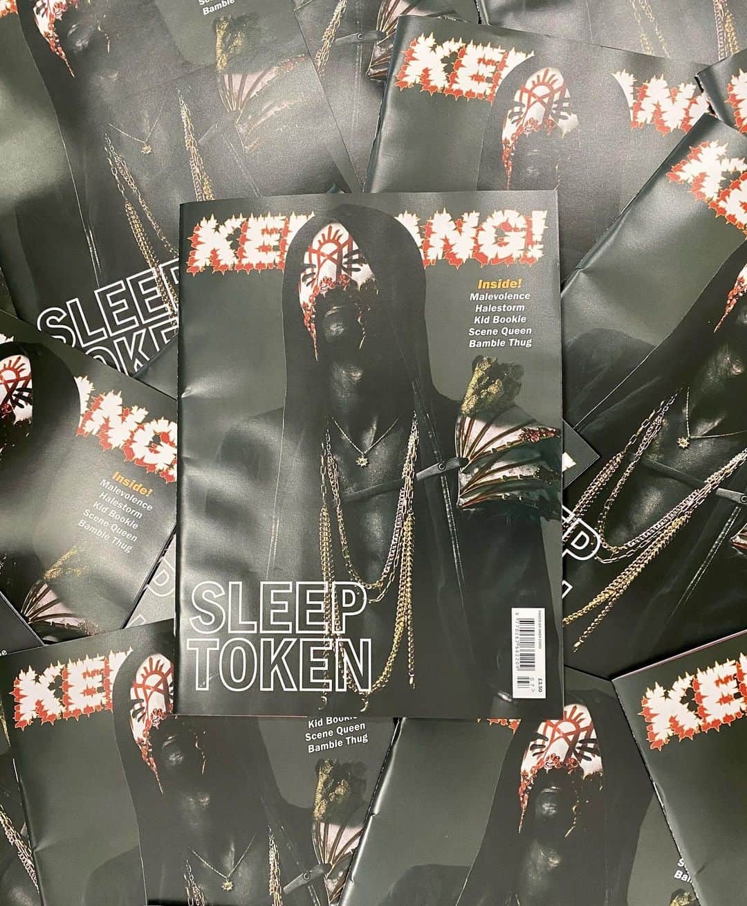 Kerrang!のインスタグラム：「From mysterious cult to a multiversal sensation: Inside Sleep Token’s phenomenal rise – only in the new print issue of Kerrang!   Plus! We also have a limited number of bundles featuring a world-exclusive art print hand-stamped by the band! Order yours now at the link in bio 🔗  Worship 🖤」