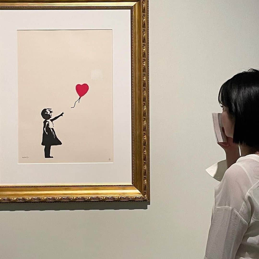 ジョンハさんのインスタグラム写真 - (ジョンハInstagram)「사랑은 쓰레기통에 @banksy #keithharing」9月14日 20時21分 - 1993kg