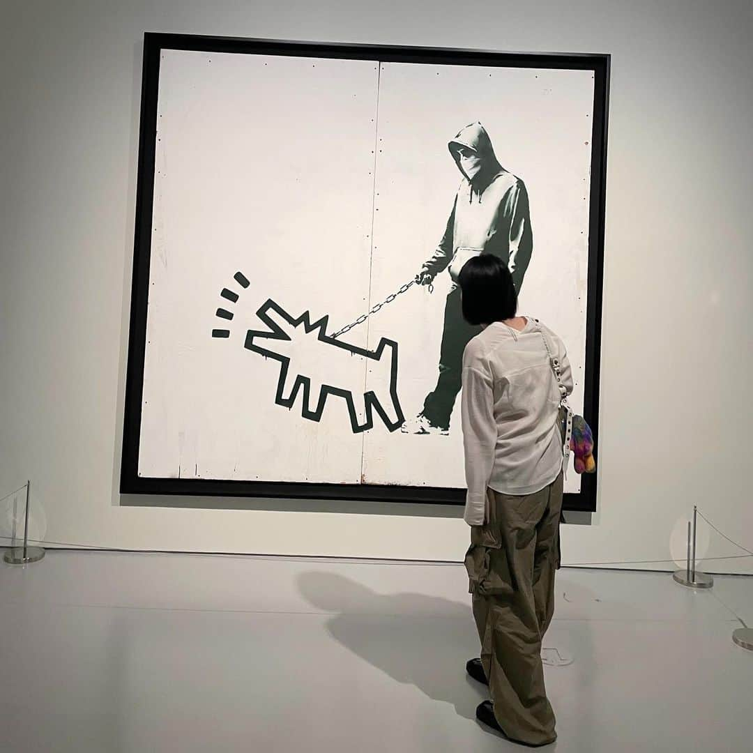 ジョンハさんのインスタグラム写真 - (ジョンハInstagram)「사랑은 쓰레기통에 @banksy #keithharing」9月14日 20時21分 - 1993kg