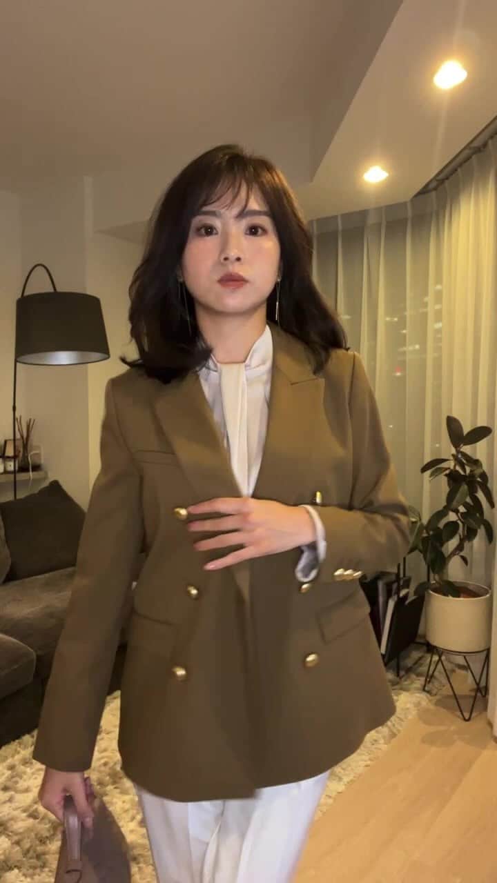のインスタグラム：「@pinkyanddianne_official  さんでオーダーさせて頂いた秋冬のとっても大人可愛いコーデを着回してみました💄やっぱりピンキーダイアンさんは 生地も形も美しい🤤寒いのは苦手だけど秋が待ち遠しくなりました🥹🤎  皆さんご視聴ありがとうございました🥰  #fashion #code #pinkyanddianne #pr#大人ファッション #大人コーデ」