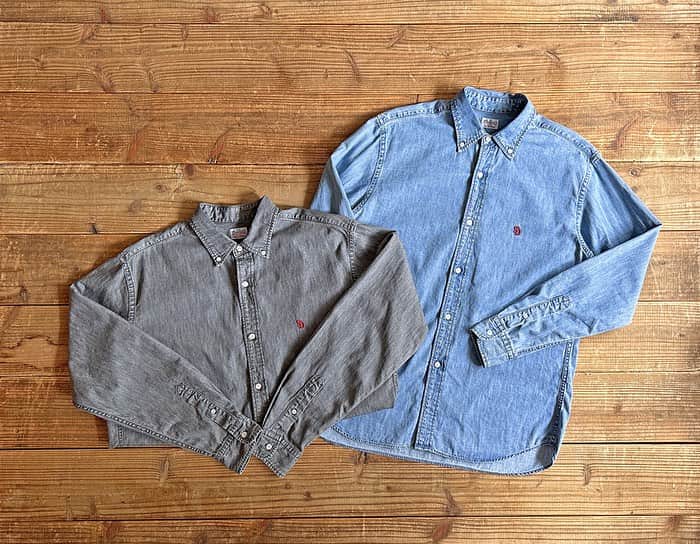 スタンダードカリフォルニアさんのインスタグラム写真 - (スタンダードカリフォルニアInstagram)「SD Denim Button-Down Shirt Vintage Washが入荷しました‼︎  アメリカントラッドの定番ともいうべきボタンダウンシャツ。 80〜90年代のシャツをイメージしオリジナルで製作したデニムボタンダウンシャツ。 6ozの自然なムラ感のあるデニム生地を使用し、いつもの着やすいシルエットに落とし込み、仕上げのヴィンテージウォッシュ加工でまるでヴィンテージのような雰囲気に。  SD Denim Button-Down Shirt Vintage Wash has arrived!!  @standardcalifornia @standardcalifornia_movie   #standardcalifornia  #スタンダードカリフォルニア  #shirt  #シャツ  #buttondownshirt  #ボタンダウンシャツ  #buttondown  #buttondowns  #madeinjapan  #internationalshipping  #overseasshipping  #worldshoppingjp  #worldshopping」9月14日 12時07分 - standardcalifornia
