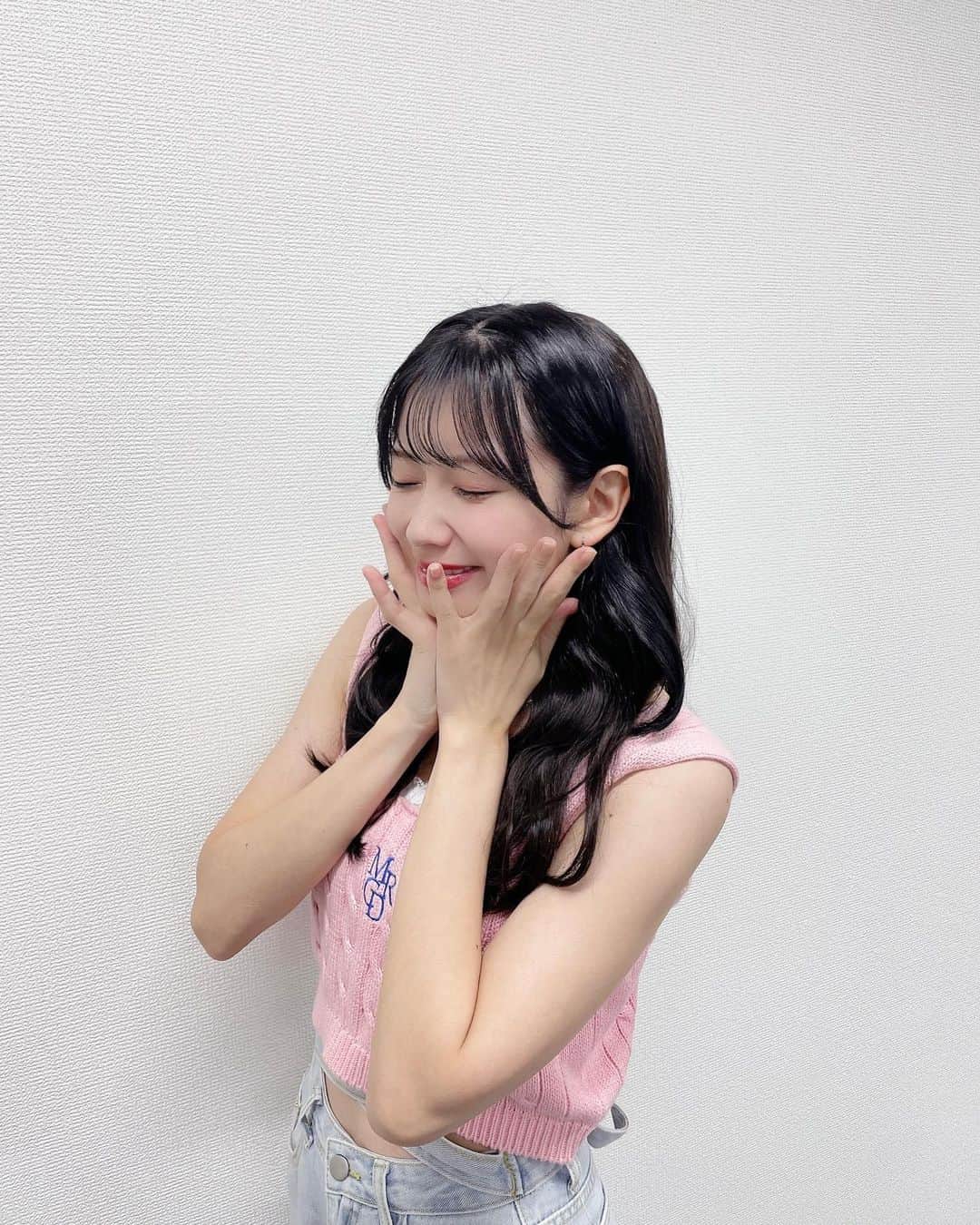 高萩千夏のインスタグラム：「無敵🩷」