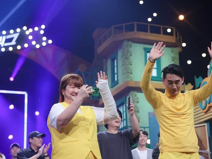イ・グクジュのインスタグラム：「🖐🏻안뇽 코빅」