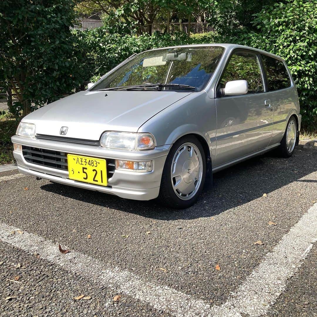のインスタグラム：「All Odd's Nationals ＠本牧山頂公園、お話し頂いた皆さま、ありがとうございました！ 秋の国産車オンリーの風物詩、1stから参加させてもらっていますが、嵐だったり、開催場所困難だったり、波瀾万丈なイベントですが、久々開催の今回はエントリー制ではなくミーティング的な感じが心地良かったです。 できそうでできない1枚目のHonda素敵でした！ 理解できないあなたは正常です。 #mooneyes  #alloddsnationals  #本牧山頂公園」