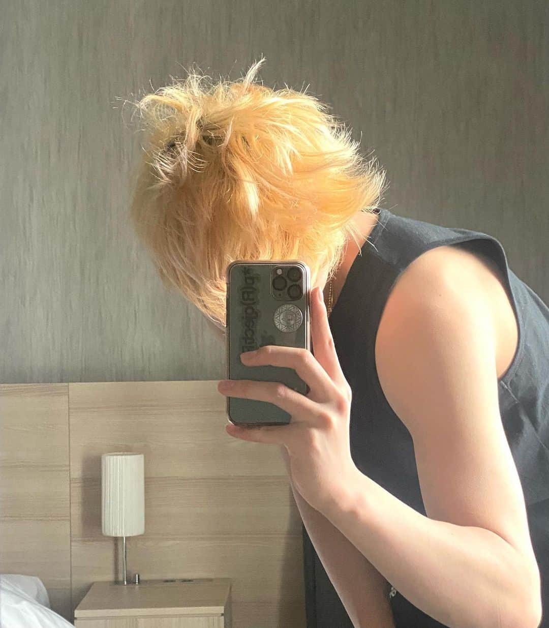 長谷川慎さんのインスタグラム写真 - (長谷川慎Instagram)「bedhead🥱💭」9月14日 13時18分 - makoto.hasegawa.official