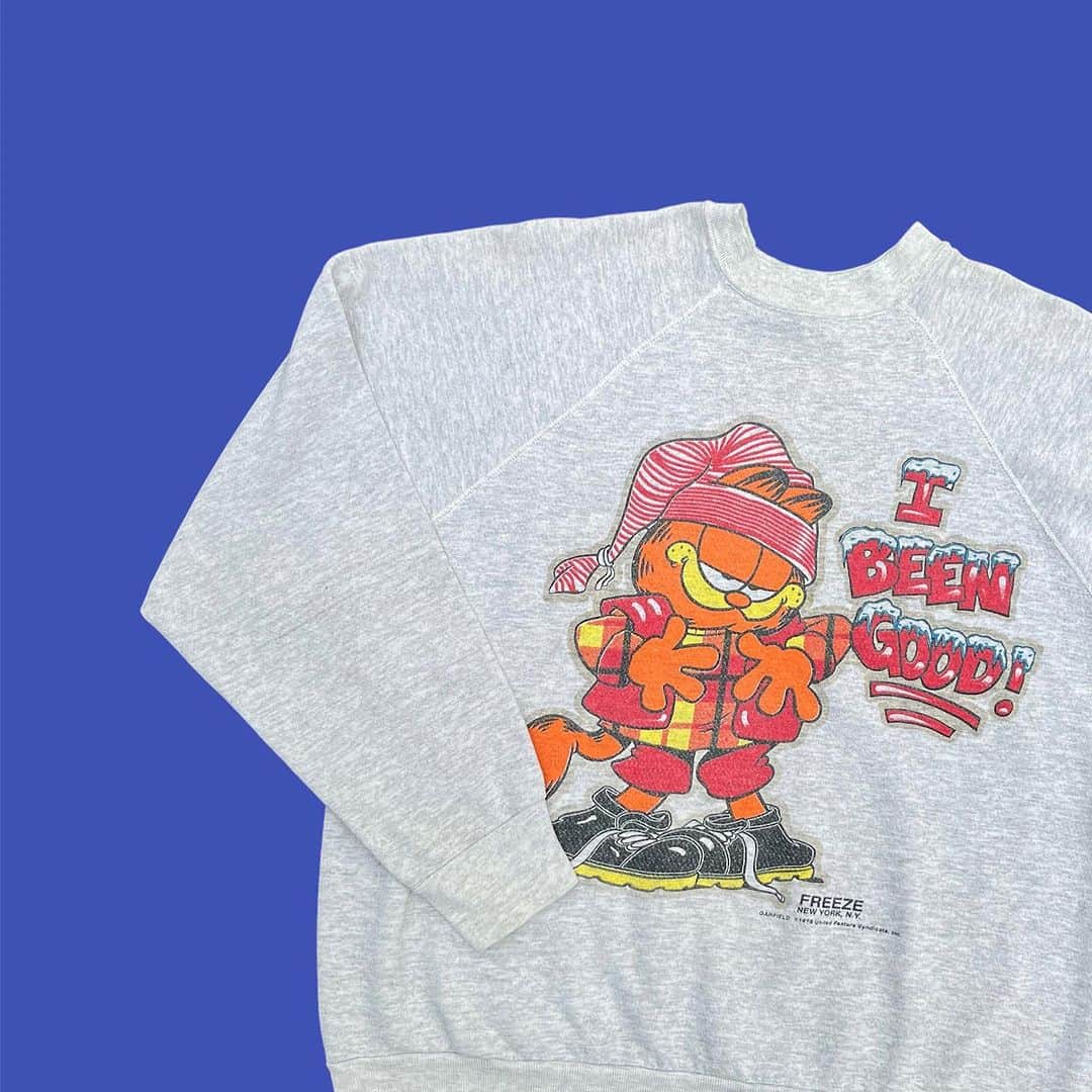 おもちゃやSPIRALのインスタグラム：「Vintage GARFIELD Sweat入荷しました！  Size XL(Lくらいなサイズ感です)」
