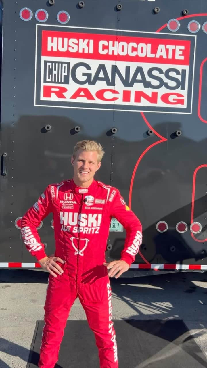 マーカス・エリクソンのインスタグラム：「Den 22-23 september kommer Marcus Ericsson till Mantorp Park och tävlar i en Huski Chocolate #8 Porsche.  - Jag har fått ett otroligt stöd från de svenska supportrarna under säsongen, så det känns viktigt för mig att få visa min uppskattning i Mantorp och förhoppningsvis kunna inspirera nästa generations förare, säger Marcus Ericsson, Huski Chocolate #8 Porsche.   Vi på Huski Chocolate kommer tävla ut 4st biljetter till en lycklig vinnare som får komma till Mantorp och uppleva denna säsongsavslutning på plats. Så håll koll här på Instagram längre fram i veckan för att inte missa denna chans.   Vi ses på Mantorp 22-23 Sep  #huski #huskichocolate #liveforadventure #me8 #porsche #porschecarreracup #porschecarreracupscandinavien #marcusericsson」