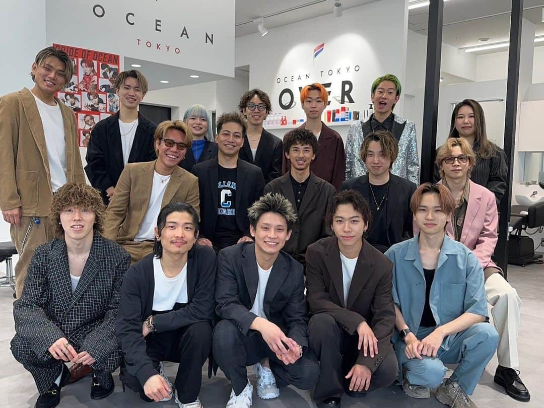 三科光平さんのインスタグラム写真 - (三科光平Instagram)「本日OCEAN TOKYO 10周年を迎えました❗️ ありがとうございます👏 ⁡ 皆様に「出会えて良かった」 ⁡ と思ってもらえるよう精進し続けます❗️ これからも宜しくお願い致します🙇🏻‍♂️  #oceantokyo #10周年 #美容室」9月14日 14時05分 - kohei_mishina