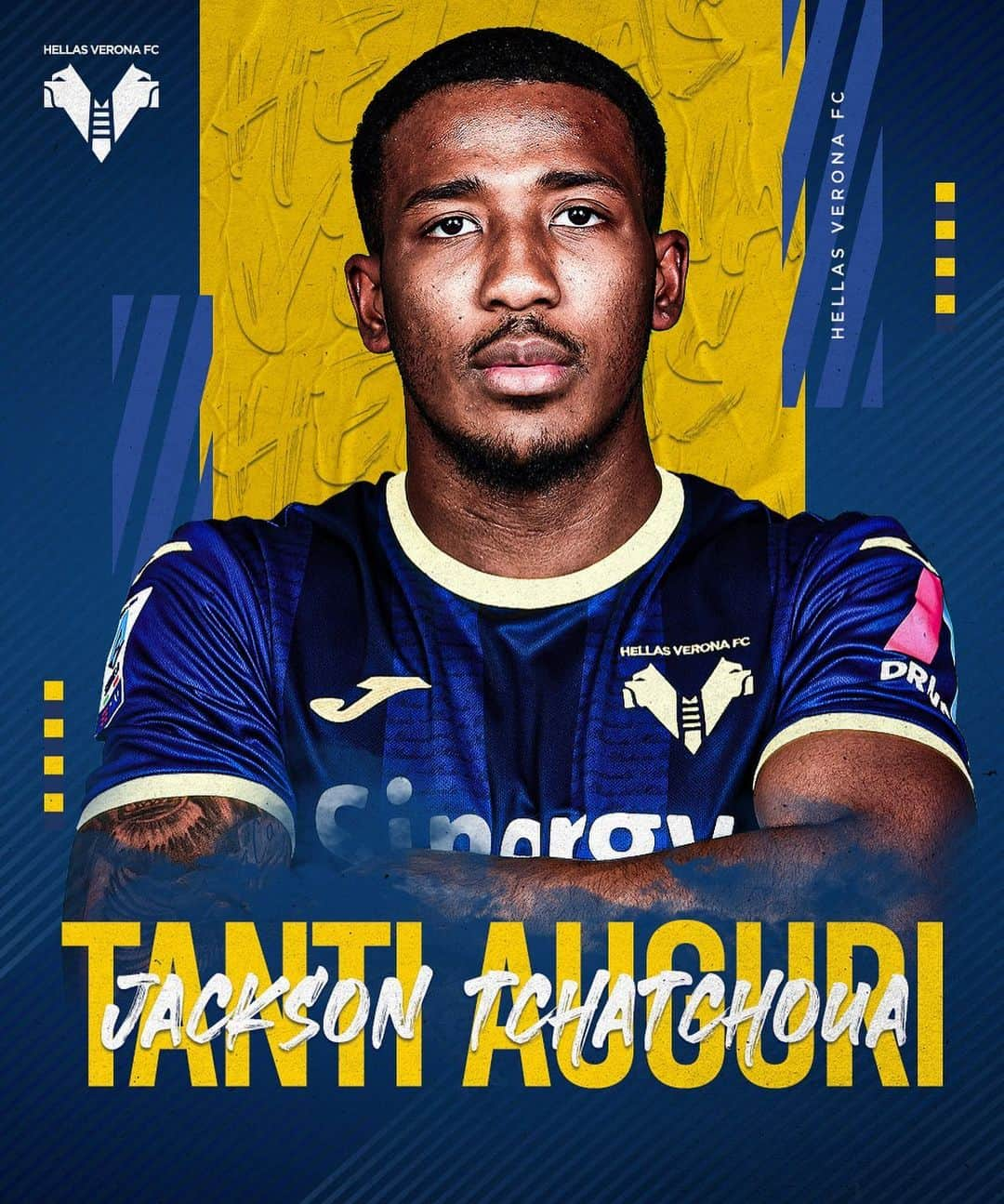 エラス・ヴェローナFCのインスタグラム：「Tanti auguri 𝑱𝒂𝒄𝒌𝒔𝒐𝒏! 🟡🔵   Oggi il nuovo esterno gialloblù spegne 22 candeline! 🥳  #HappyBirthday #Tchatchoua #HVFC」