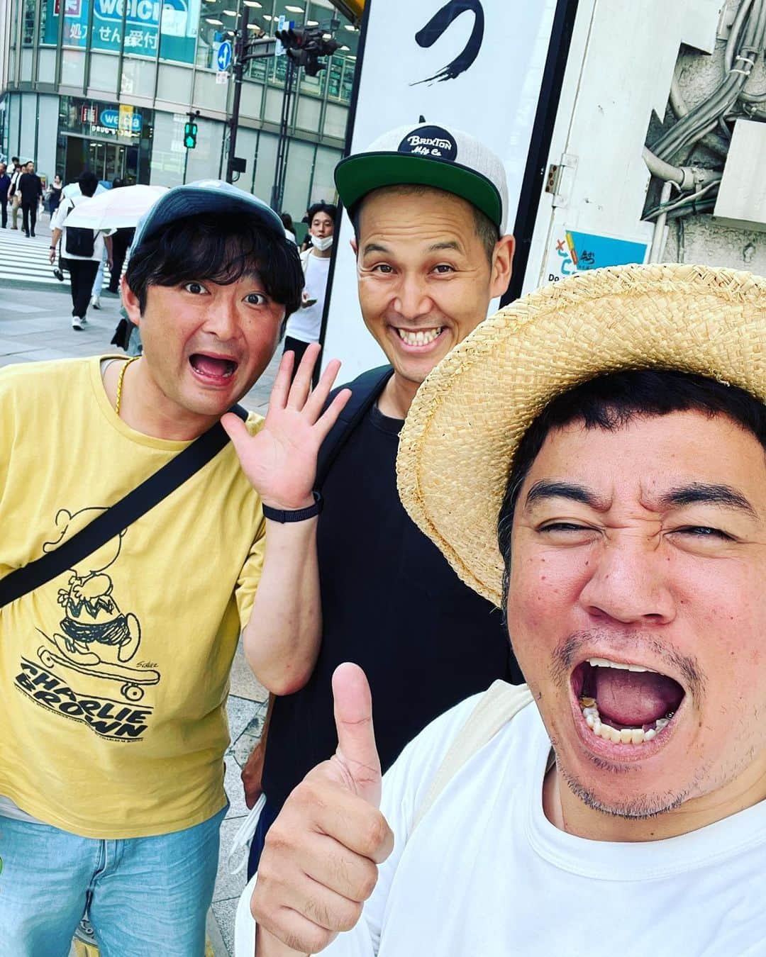 与座よしあきのインスタグラム：「[何でも一緒に考える] 今日はお笑いコンビ、ミリオンズ！のネタを考える！でした。意外と誰もやってないっぽいかもしれないのが見つかってしかもそれが2人に合ってるのが素晴らしかったです！ギャグも面白かったなー😆」