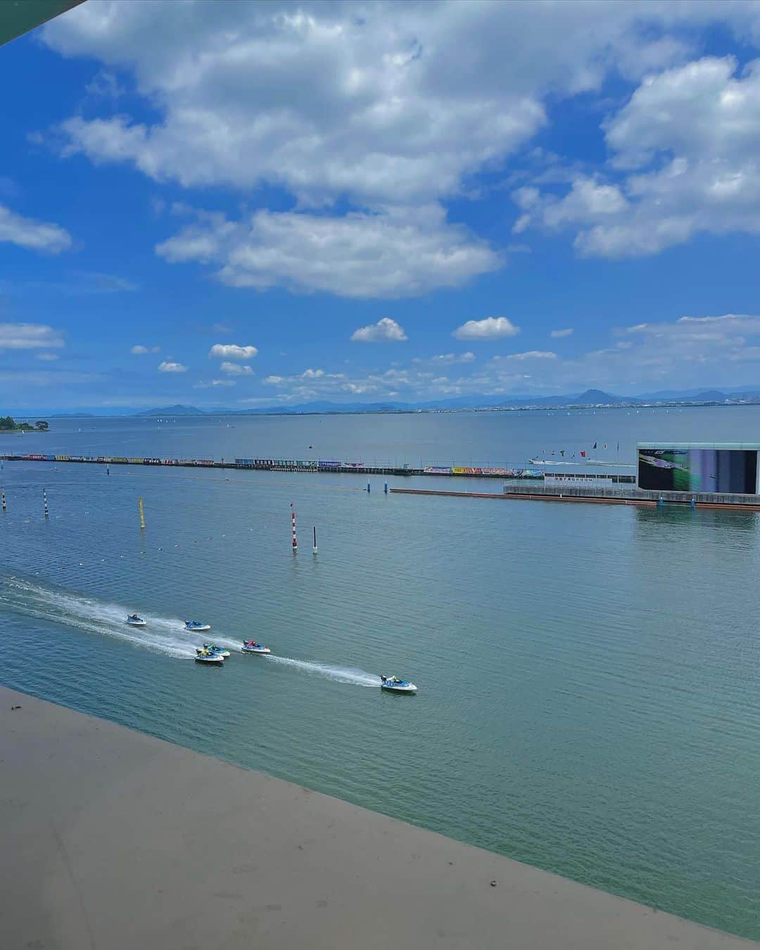 紺野栞のインスタグラム：「BOAT RACE びわこ🚤💨」