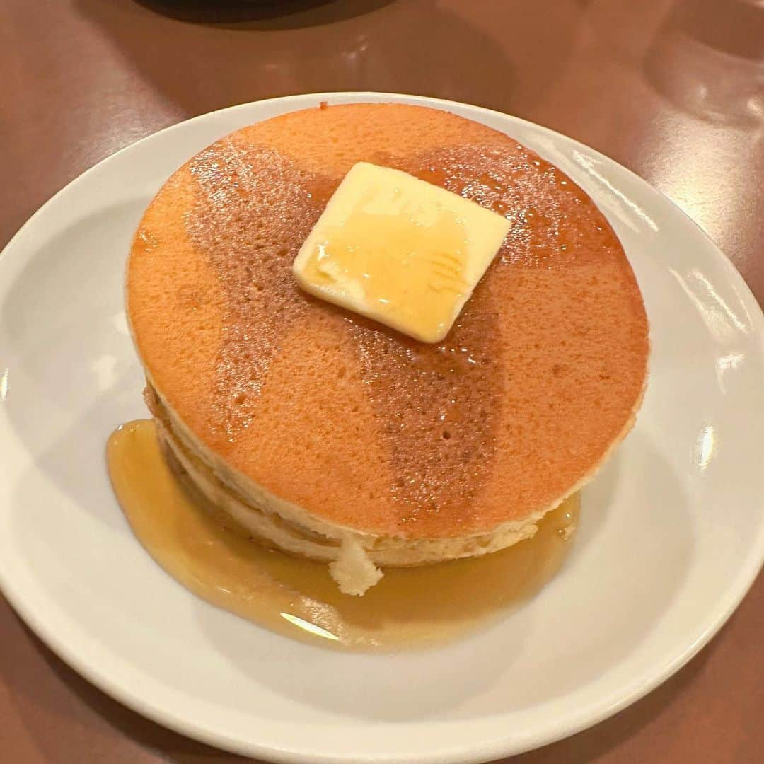 藤原樹さんのインスタグラム写真 - (藤原樹Instagram)「・ ライブ前に🤤☕️🥞  大阪公演3日目、 本公演ラストも宜しくお願いします😎  #THERAMPAGE #SIXTEEN」9月14日 15時41分 - itsuki_fujiwara_official