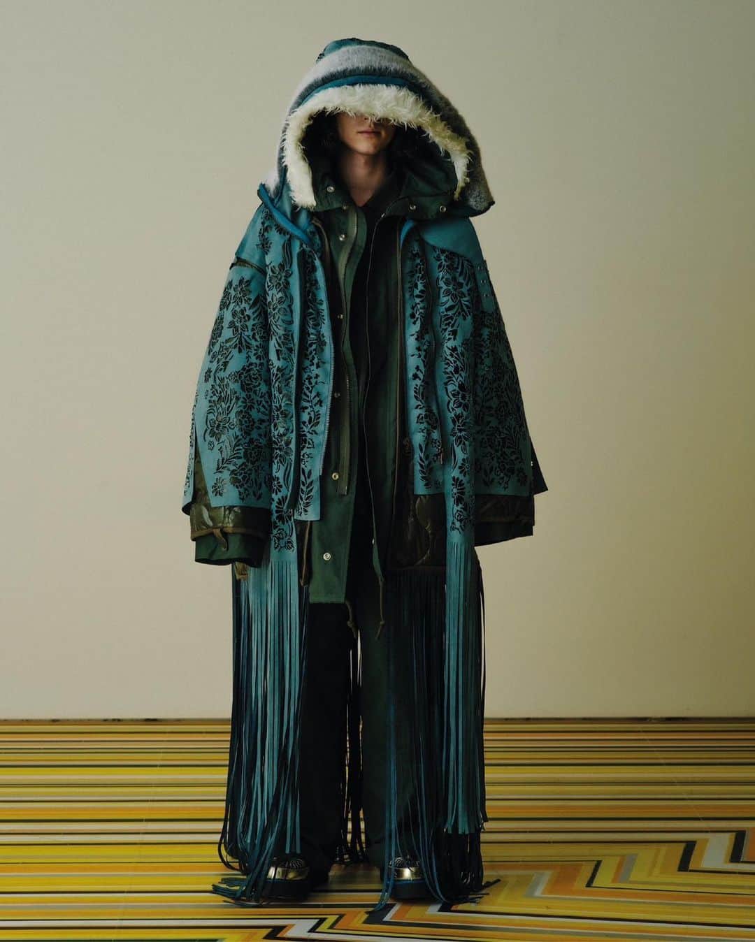 のインスタグラム：「. 2023 FACETASM FALL/WINTER COLLECTION "STAY GOLD"  FACETASM×ALCANTARA MODS COAT  #facetasm #facetasmtokyo #facetasmaoyama #facetasmshinsaibashi #fw23」