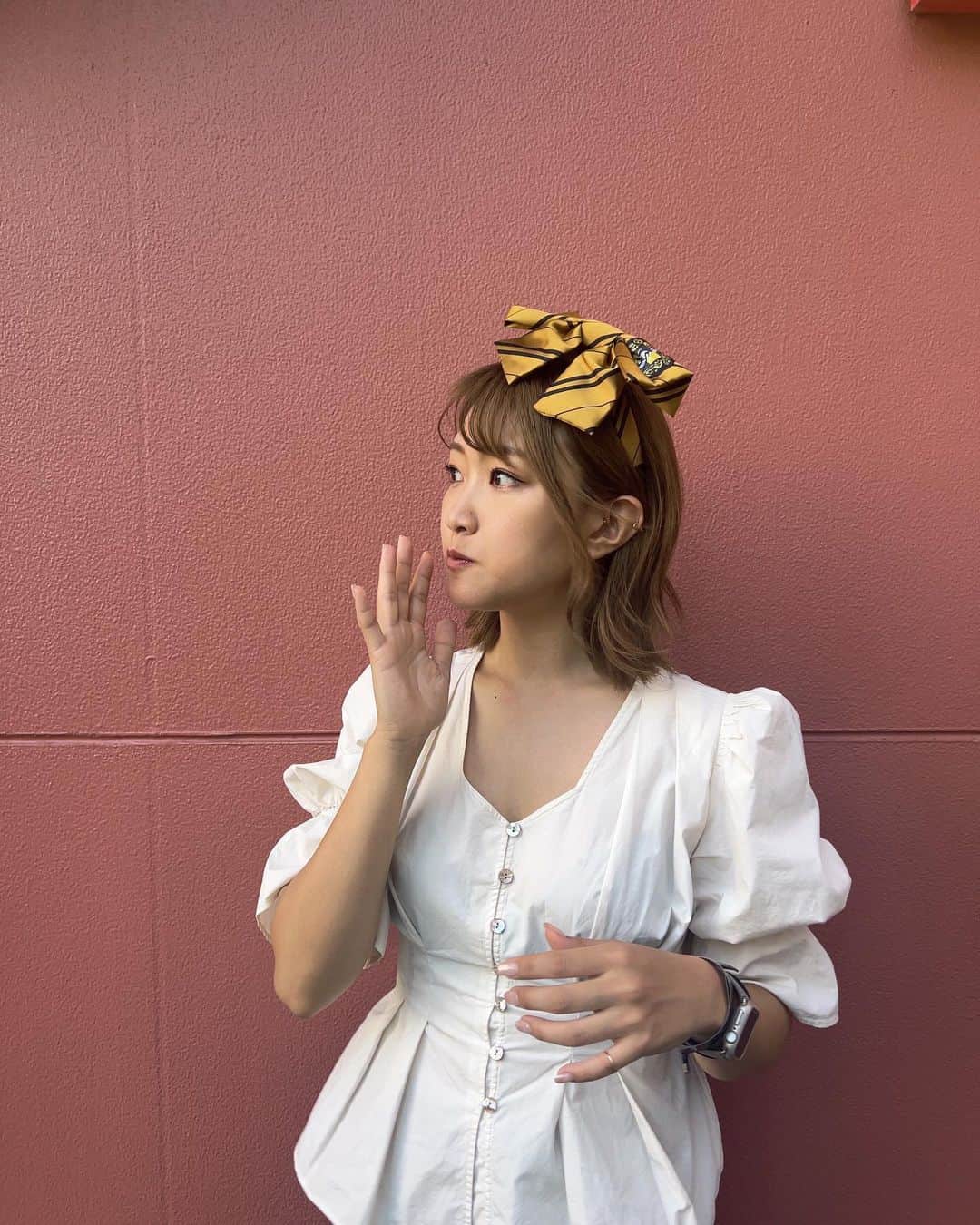 上枝恵美加さんのインスタグラム写真 - (上枝恵美加Instagram)「📸  食、え、とってる？ 食べてるねん、 パシャ、パシャ。の図  #hufflepuff #ハッフルパフ」9月14日 16時08分 - emika_kamieda