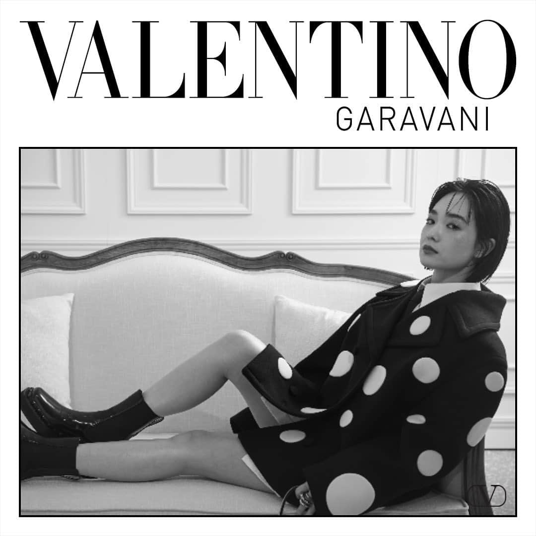 Mikako のインスタグラム：「❤︎⚫︎❤︎ #ValentinoBlackTie #ValenTie」