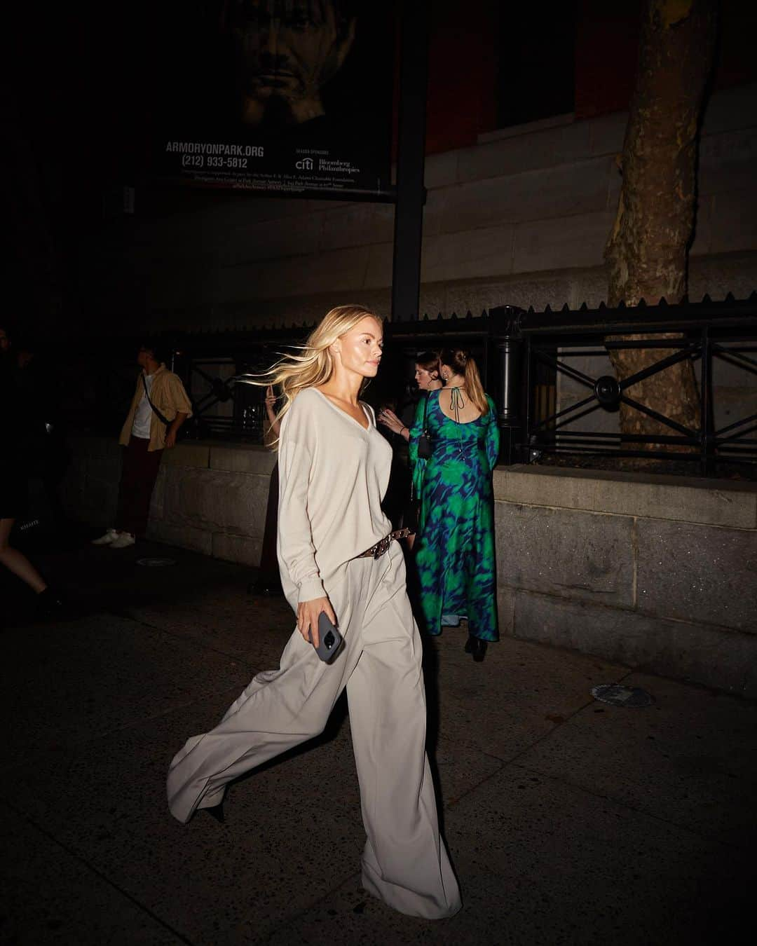 シューマッハさんのインスタグラム写真 - (シューマッハInstagram)「NYFW Recap   #dorotheeschumacher #nyc #nyfw   📸 @amiegrayling  @starikovasa @chiaraobscura @dorotheeschumacher」9月14日 16時51分 - dorotheeschumacher