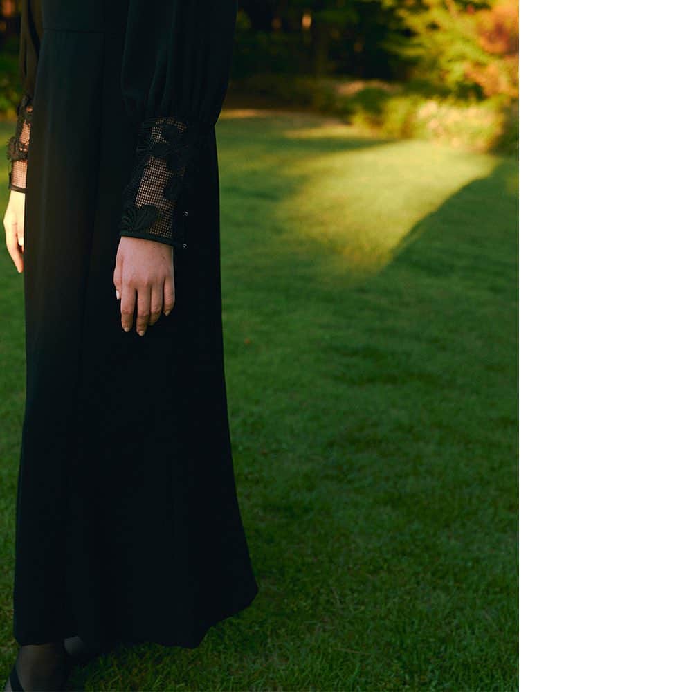 のインスタグラム：「23 NEW COLLECTION  © 2023 kaene  #kaene #dress #occasionwear  #2023fallwinter」