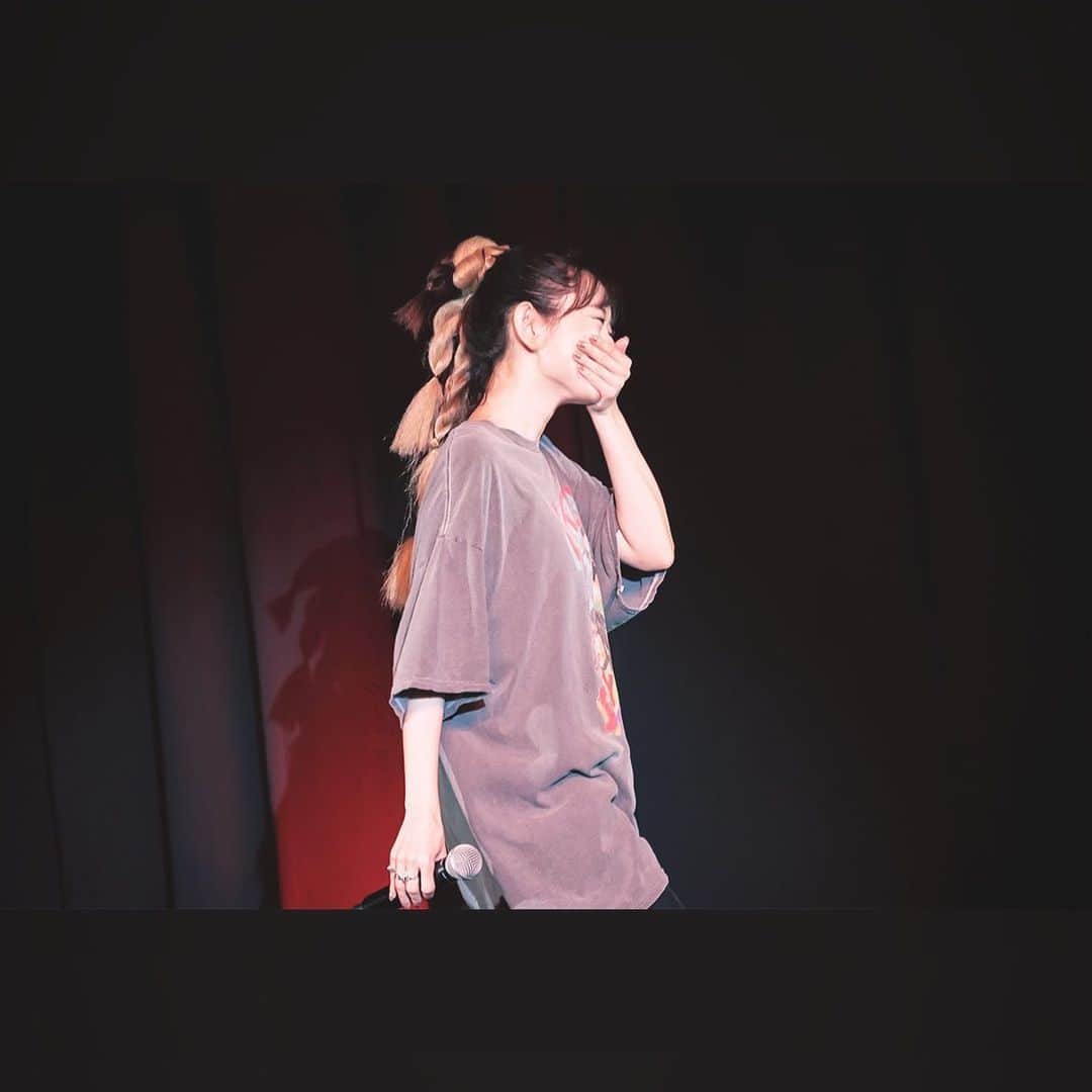 島袋寛子のインスタグラム：「- Live『0』リハ写真。  大阪の皆様、お待たせしました🙇‍♀️ 11月会えること楽しみにしています！ 東京では追加公演です！ お時間あえばぜひ遊びにきてください🙌」