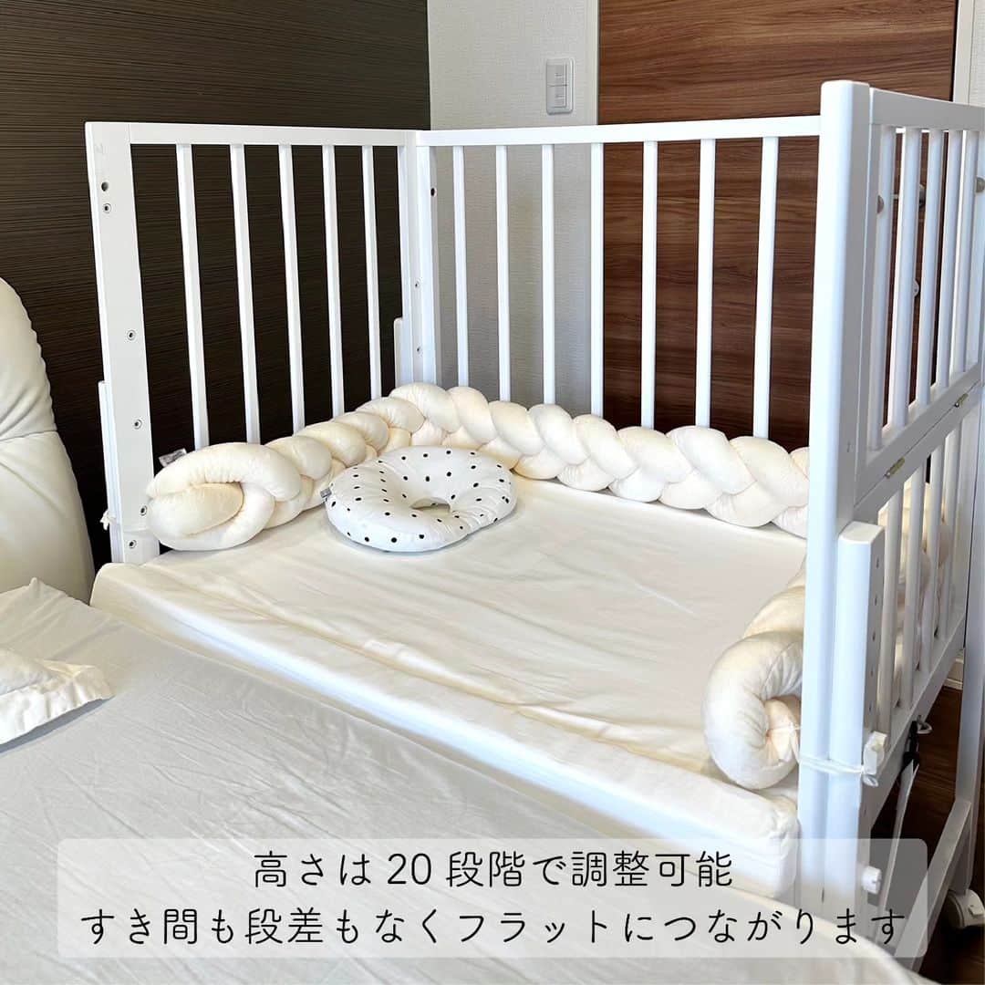 yamatoya(ベビー・キッズ家具の大和屋) さんのインスタグラム写真 - (yamatoya(ベビー・キッズ家具の大和屋) Instagram)「【それぞれのスペースがつながる♪】そいねーるラージ/ミニ ベビーベッド  大人のベッドにつなげて、赤ちゃんと安全に“添い寝”ができるベビーベッド「そいねーるラージ/ミニ」♪  大人の横に赤ちゃんだけのスペースを作れるから、様子も見られてママパパも安心♪ 赤ちゃんからも、ママパパを近くに感じられるから安心して過ごせそうです♪  スペースも別々に分かれて、開閉扉も付けられるから、赤ちゃんを潰す心配もなく、ゆっくりとママパパの身体も休められそうです。  高さも20段階で調整が可能！ お布団でも“添い寝”ができます♪  ベッドと繋げるときは、離れないように付属のサポートベルトでしっかり固定！ 安心して繋がっていられます♪  “添い寝”だけど別々のスペースがあることで、気持ち的にとっても楽になります♪  ぜひ、ご参考にしていただけたらと思います。  #そいねーる #そいねーるミニ #そいねーるラージ #soinel #ベビーベッド #添い寝 #妊娠 #妊婦 #出産準備 #マタニティ #初マタ #プレママ #0才 #赤ちゃん #子ども #ベビー #令和5年ベビー #子育て #子ども家具 #yamatoya #大和屋」9月14日 17時17分 - yamatoya_official
