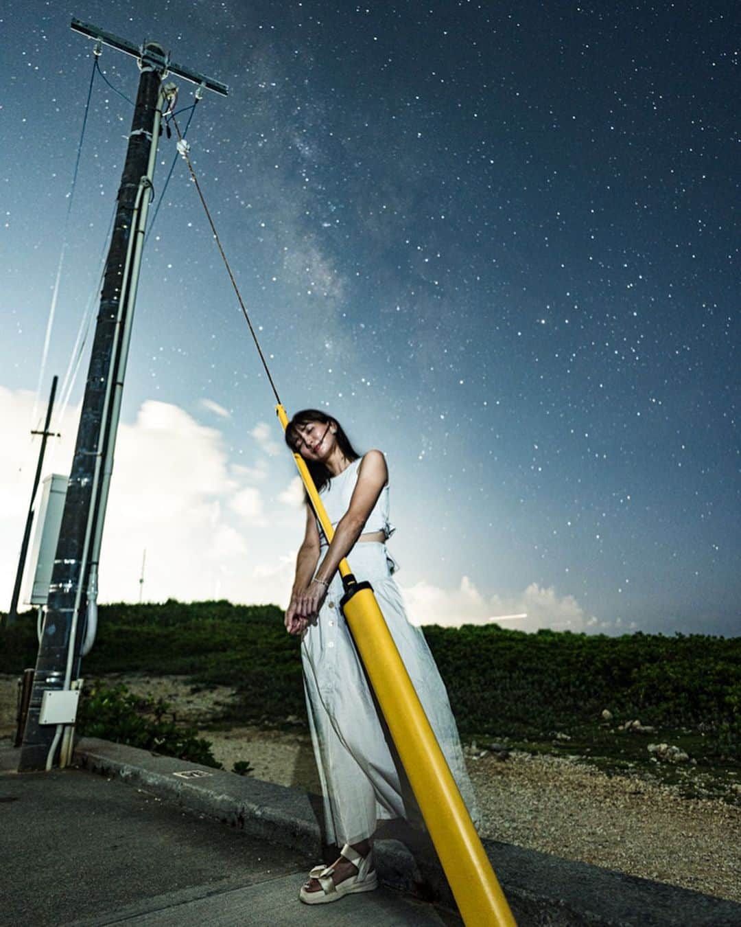 中谷あすみさんのインスタグラム写真 - (中谷あすみInstagram)「沖縄県読谷村・残波岬ではたくさんの星が見えました✨ 夏の大三角デネブアルタイルベガ、北斗七星、蠍座。。。もう素敵すぎた😍  ほんと素敵な思い出が出来ました♡  今回沖縄本島で星空ツアーを開催している @stargate_entertainment さんに撮影して頂きました✨ こんな綺麗な星空自分では撮影できないので嬉しい🫶  沖縄での夜の過ごし方にオススメです🙆‍♀️  #星空フォト #星空ツアー #夏の大三角 #北斗七星 #沖縄旅行 #沖縄ビーチ #沖縄好き #あすみ旅 #残波岬 #星空鑑賞 #okinawa #沖縄フォト #okinawatrip」9月14日 17時28分 - asumi_naa