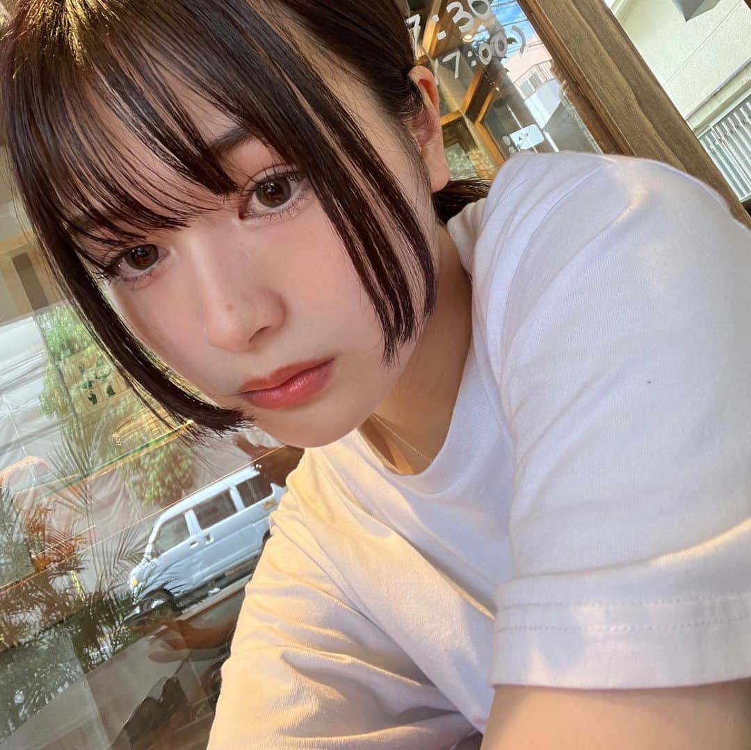 椎名亜美のインスタグラム：「夏早く終わって😔」