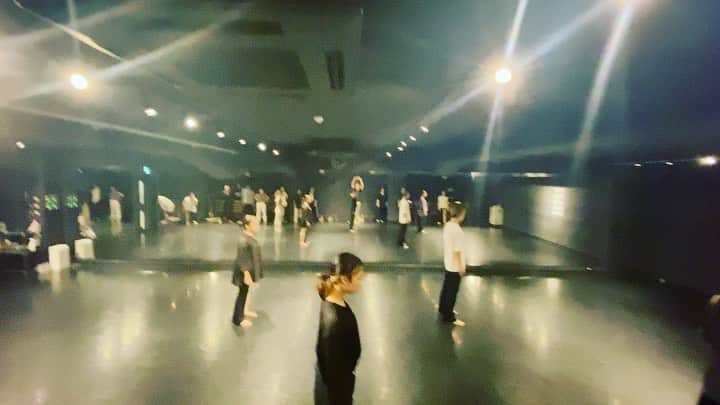 黒須洋壬のインスタグラム：「黒須洋嗣 JAZZ CLASS 2023.Sep.15 @danceworks_jpn  @xross   #ivegotthepower  #阿部真央 #dance  #jazzdance  #tokyo #japan thanks for coming @miku_326_miku」
